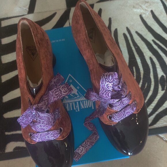 John Fluevog Shoes - John Fluevog Innovative style shoes size 12W 10M New